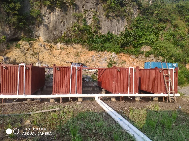 貴州銅仁集裝箱養魚設備搭建已完成一半